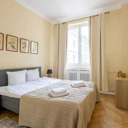 Golden Apartments Warsaw- 3 Separate Rooms - Best Location&Nowy Swiat Exterior photo